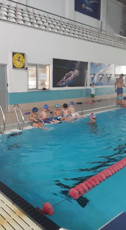 Yaz Okulu Öğrencilerimiz Yüzme Öğreniyorlar